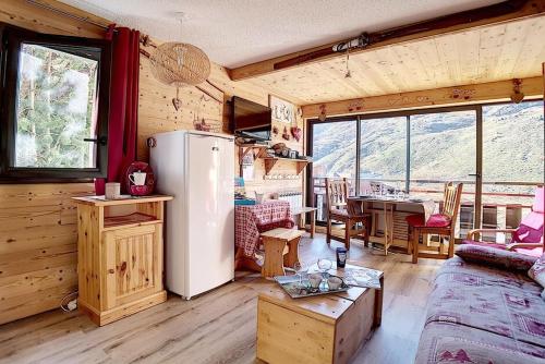 Résidence Biellaz - Appartement rénové · Départ et retour skis aux pieds · Vue montagne MAE-1344