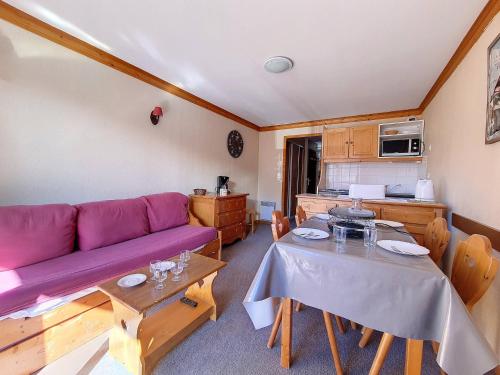 Résidence Valmonts A - Appartement classique · Départ ski aux pieds · Balcon MAE-1554