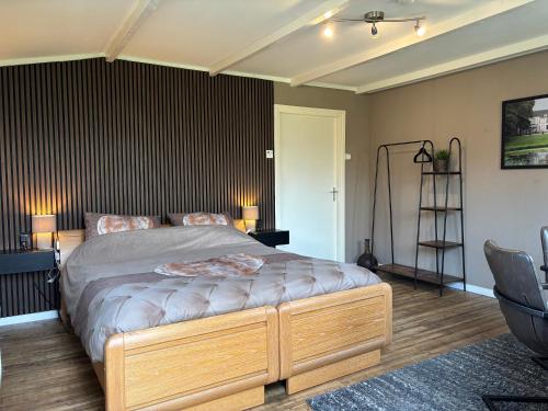 B&B Warnstee