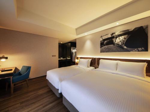 Room, superior