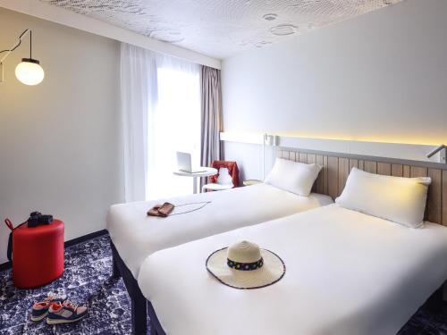Ibis Annecy Cran Gevrier Hotel Room Type - Standard Twin Room