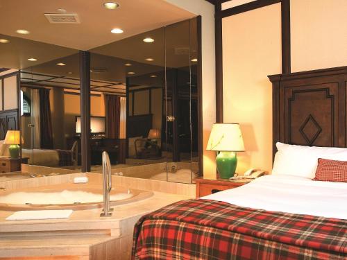 1 queen bed