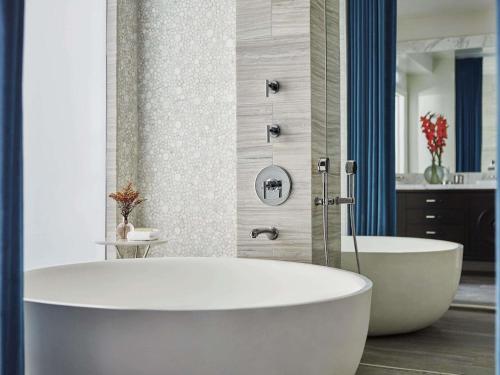 Fairmont Miramar Hotel and Bungalows – Santa Monica, CA