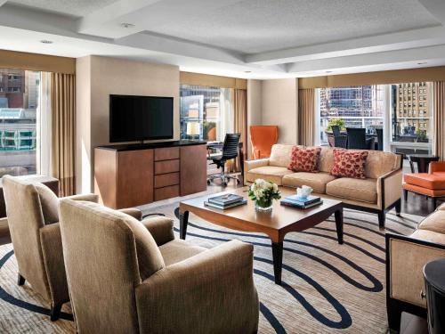 Fairmont Waterfront - image 3