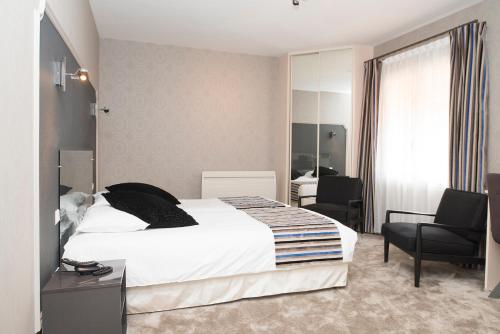 Chambre avec 2 lits