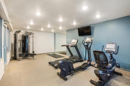 Spordikeskus, WoodSpring Suites Atlanta Newnan in Newnan (GA)