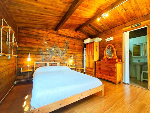 CAMPING A GRANDELLA in El Franco