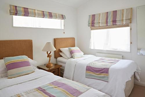 Bovisand Lodge Holiday Park, Beachside Location & Indoor Heated Pool 2