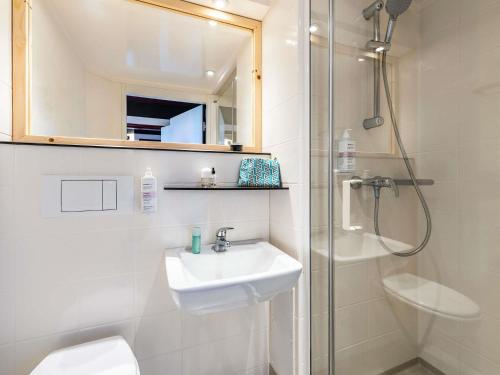 Greet Hotel Bourg-en-Bresse Sud Montagnat Room Type - POP Room with Double Bed