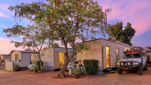 . Longreach Caravan and Cabin Park