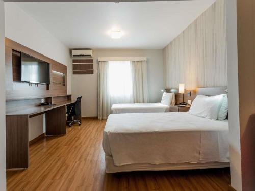 2 twin beds