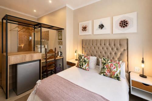 La Casa Blanca - Emmarentia, Johannesburg Room Type - Deluxe Queen Room