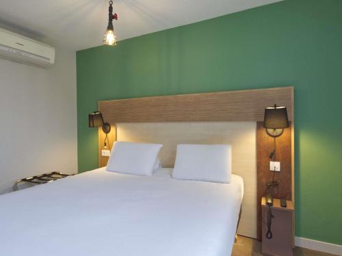 1 double bed