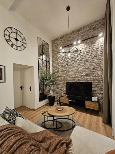 Le Loft des Remparts - Vieille Ville et Parking privé