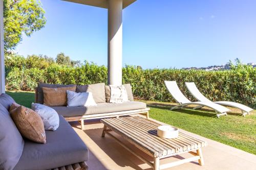 Chic 3BR Haven - Luxury Ground Floor - La Cala Golf
