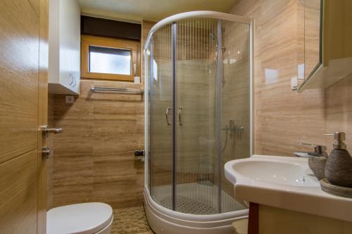 Diamond Apartments - image 2