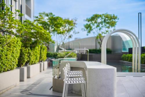 Swimming pool, Holiday Inn Express Rayong By IHG in Rayong