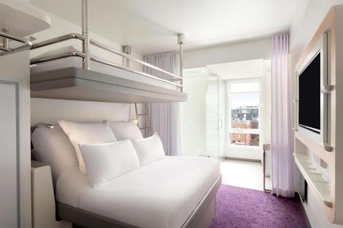 YOTEL Boston, Select by Hilton Room Type - Premium Triple Room