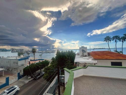 Balcony/terrace, Hotel Allende in La Paz