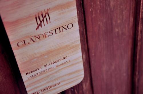 Clandestino Hotel