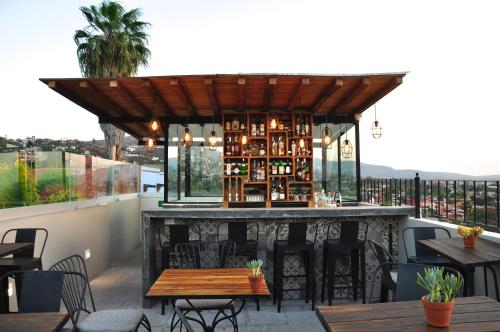 Clandestino Hotel
