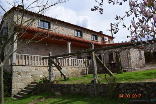 Casa Rural Os Carballos