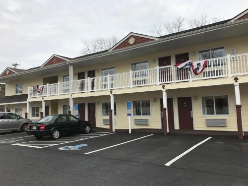 Crystal Inn and Suites