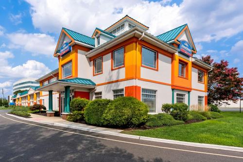 Howard Johnson by Wyndham Toms River