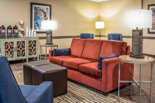 Super 8 by Wyndham Altoona