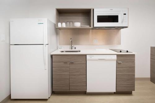 WoodSpring Suites Charlotte Gastonia Room Type - Double Room with Two Double Beds - Non-Smoking