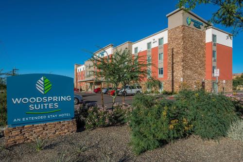 Hotellet från utsidan, WoodSpring Suites Phoenix-Deer Valley in Deer Valley