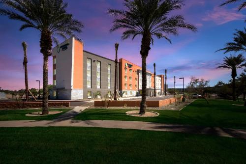 Hotellet från utsidan, WoodSpring Suites Chandler Airport in Chandler
