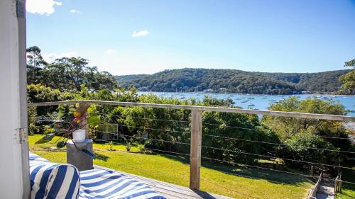 Oprema, Sunny 3 Bed Cottage Plus Bunkhouse in Hardys Bay