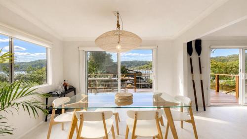 Oprema, Sunny 3 Bed Cottage Plus Bunkhouse in Hardys Bay