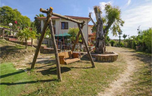 Зовнішній вигляд готелю, 2 Bedroom Nice Home In Marina Di Ascea in Ацеа