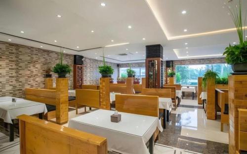 STARVIEW HOTEL AND RESORT in Cavite