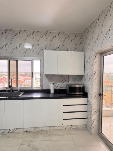Élégant appartement à Libreville - image 2