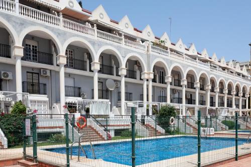 Los Arcos Beach Apartments