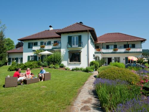 Villa Konstanze in Velden am Wörthersee, Österreich