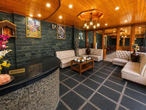 Hotel The Four Season By Hollywood Group, Manali in Vašistas