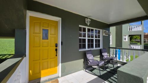 Peaceful 1BR St Kitts Mountain Getaway in Ogees