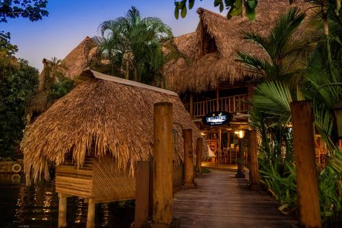 Casa Caribe Hotel in Rio Dulce