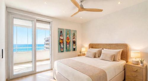 OCEAN PLAYAMAR - Premium beachfront terrace & pool