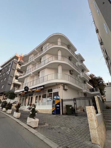 Apart Hotel White Pearl