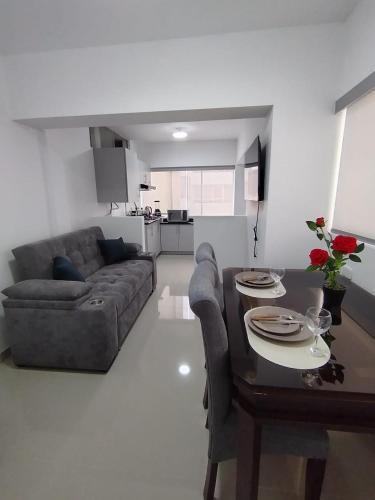 Mini Departamento Frente al Parque Kennedy