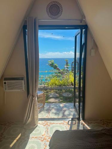 Seabreeze Haven Resort Room Type - Bungalow - Water Front 