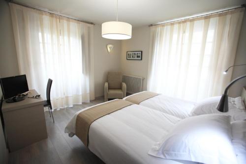 hotel photo