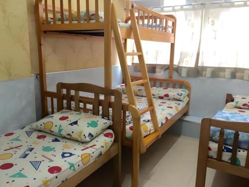 Dragon Hostel Hong Kong near Jinma Restaurant