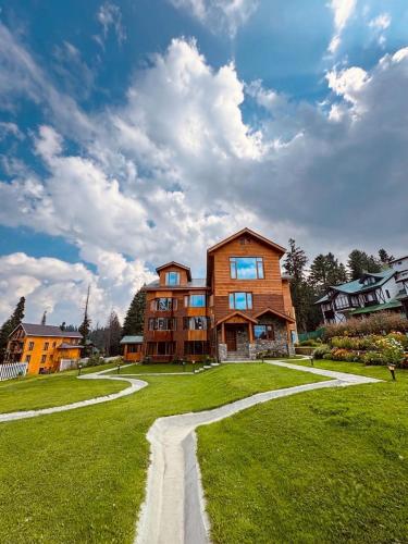 Pine Palace Platinum in Gulmarg