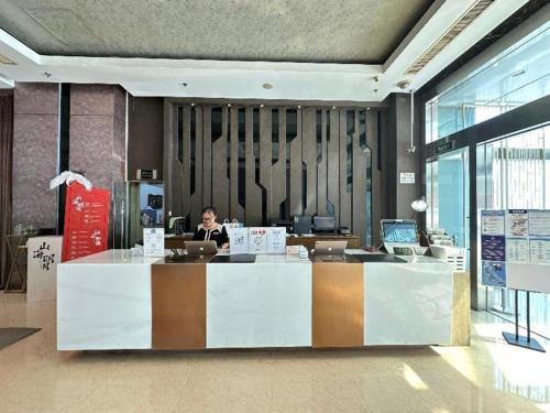 Kingtown Hotel Hongqiao Shanghai in Új Hungcsiao üzleti központ és Csangning